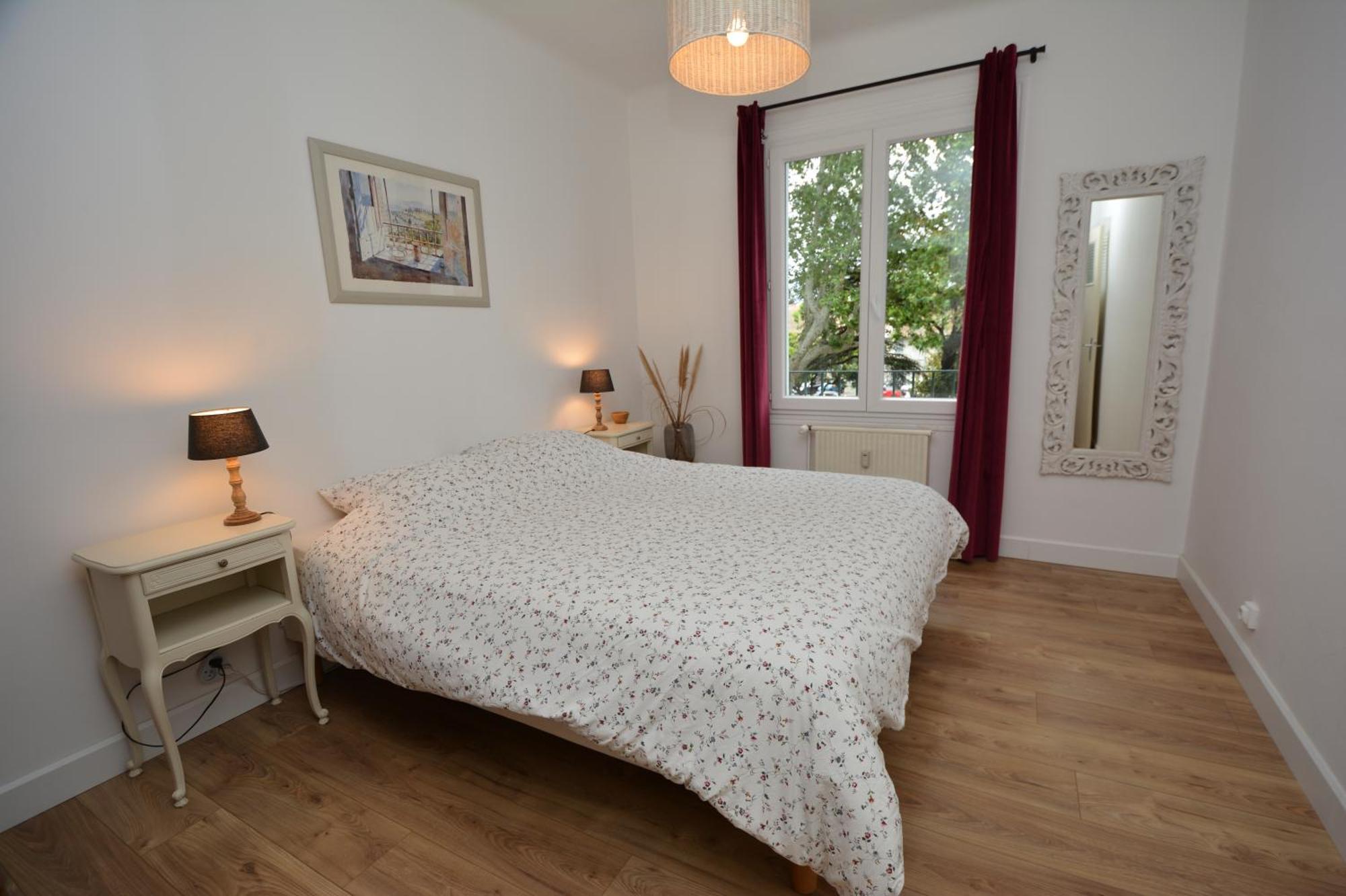 Appartement Tarascon Luaran gambar